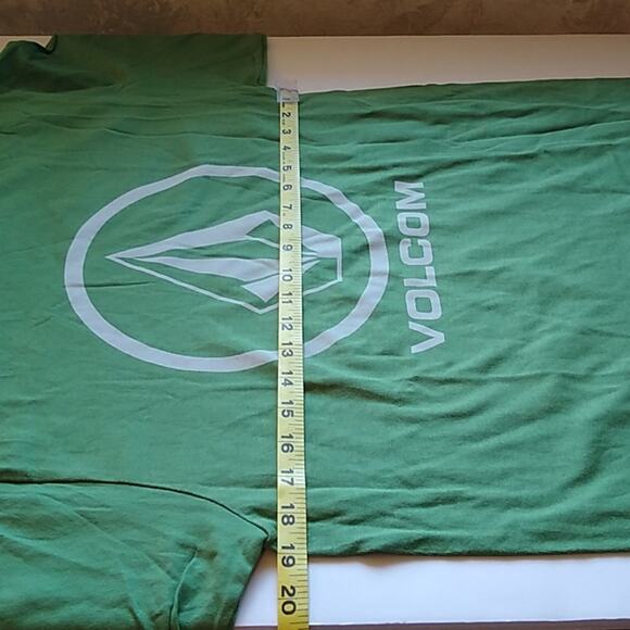 Volcom green t-shirt .Size Medium. - Picture 6 of 7